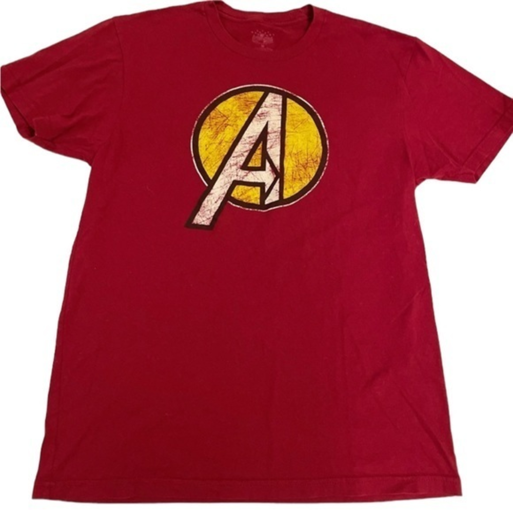 Marvel Avengers Universal Studios Islands of Adventure‎ Red Graphic T-Shirt Mens